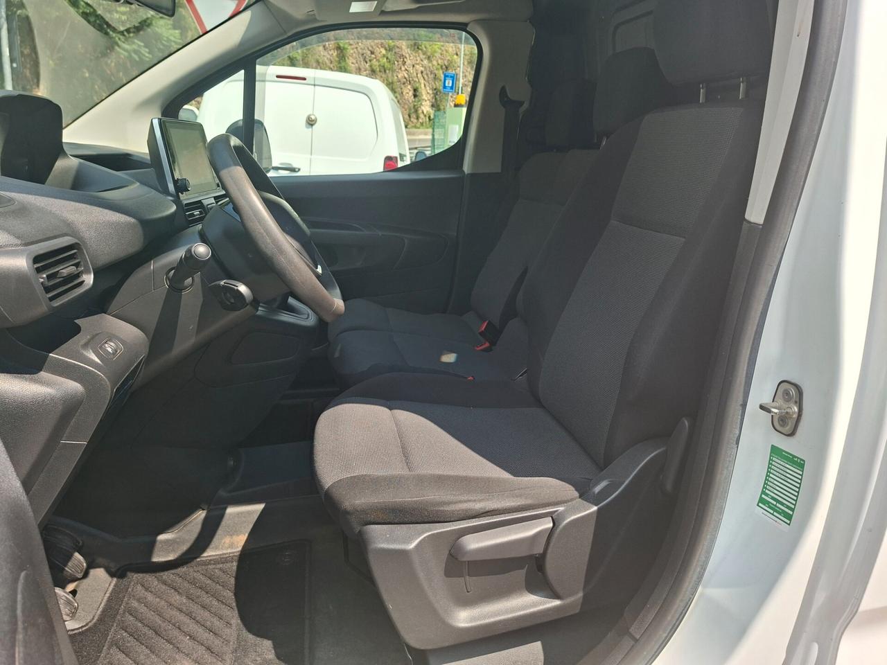 Peugeot PARTNER/ 1.5/EURO 6D-ISC/140000 KM/3 POSTI/2020