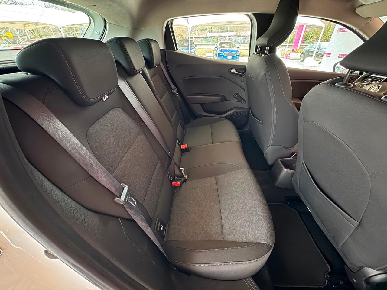 RENAULT Clio 5ª serie Clio TCe 100 CV GPL 5 po...