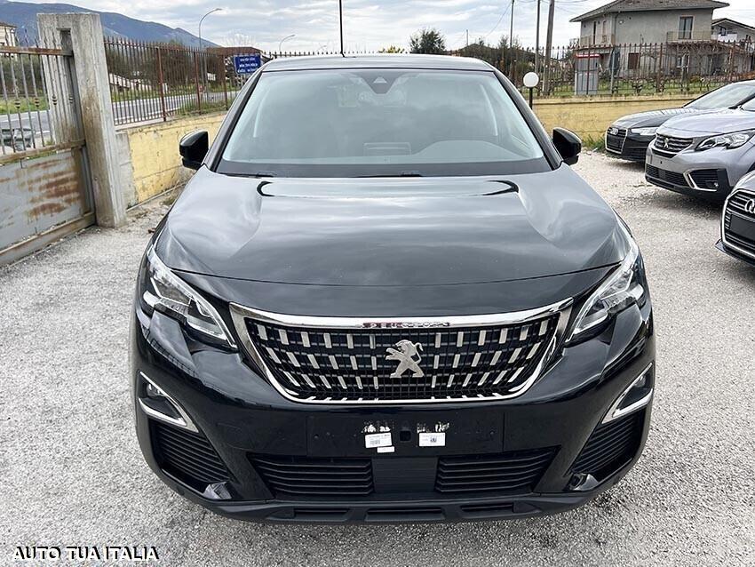 PEUGEOT 3008 1.2 BENZINA NAVI-AUTOMATICA
