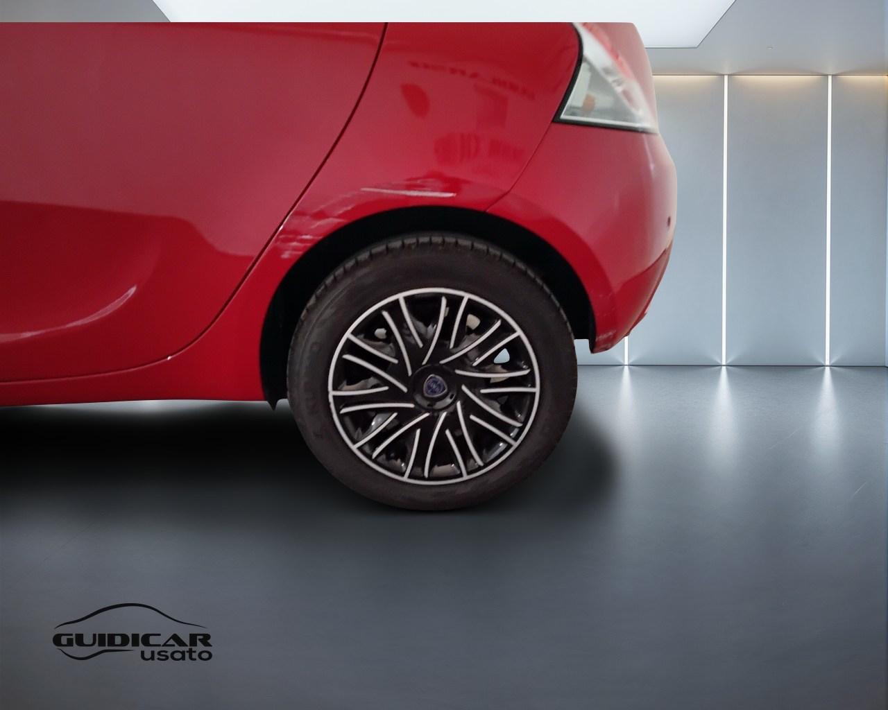 LANCIA Ypsilon III 2021 - Ypsilon 1.0 firefly hybrid Gold s&s 70cv