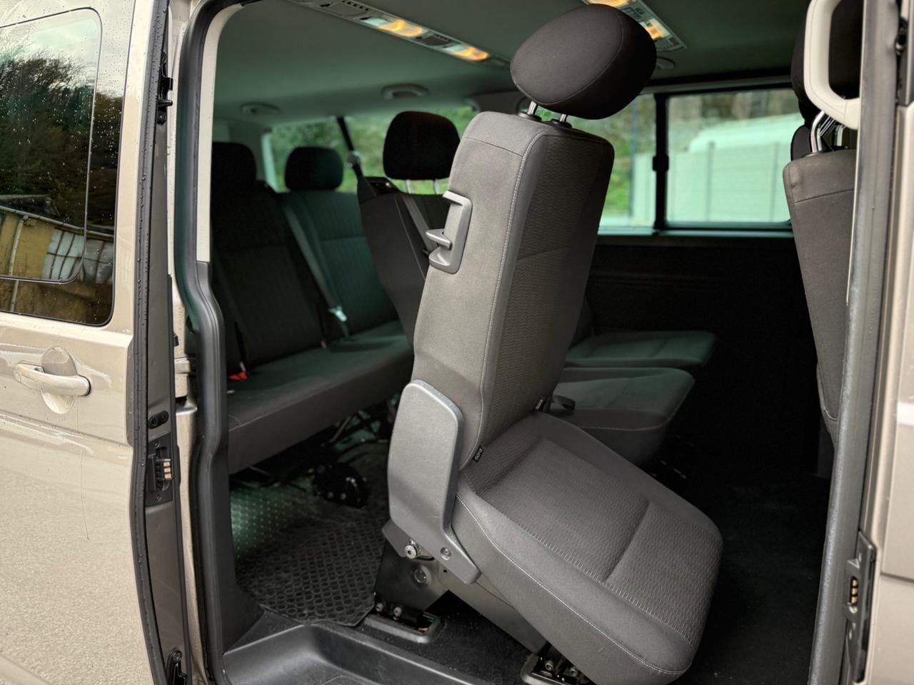 Volkswagen Caravelle 2.0 TDI 150CV DSG PL 9 POSTI