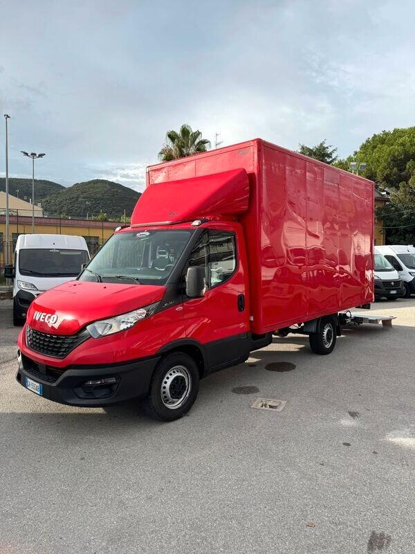 NEW IVECO DAILY 35S14 2.3 FURG con SPONDA