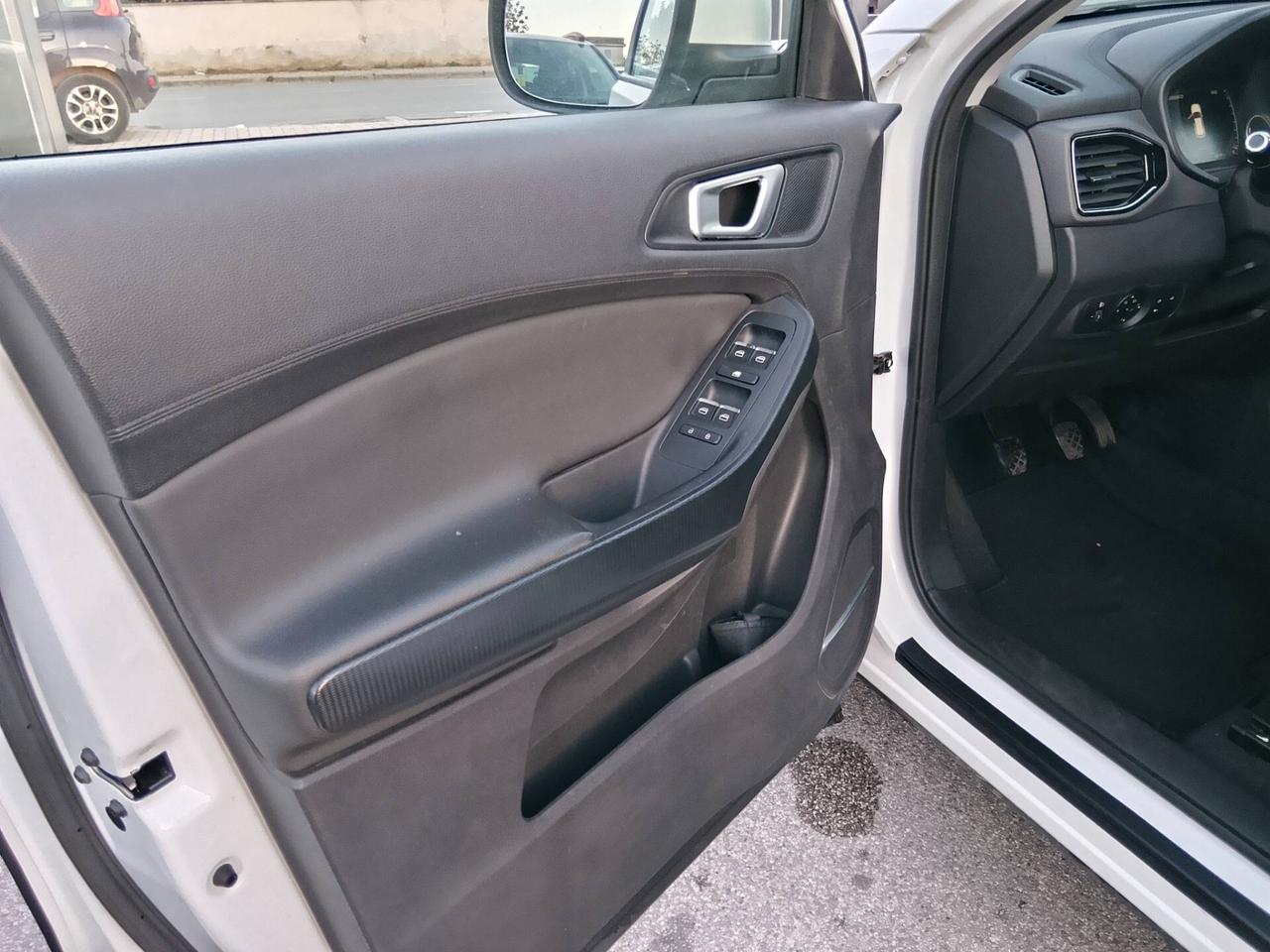 Dr 4.0 1.5 Bi-Fuel GPL 1 PROPRIETARIO