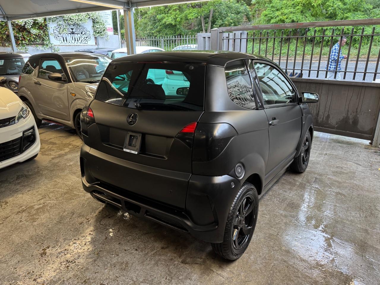 Aixam Sport Pack Nero Opaco Permute e trasporto