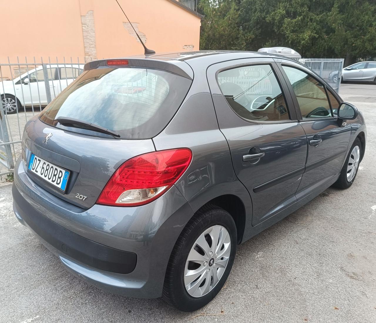 Peugeot 207 1.4 75CV GPL