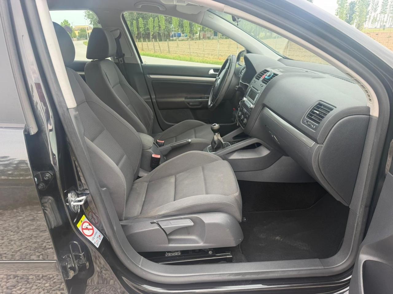 Volkswagen Golf 1.9 TDI DPF 5p. Sportline