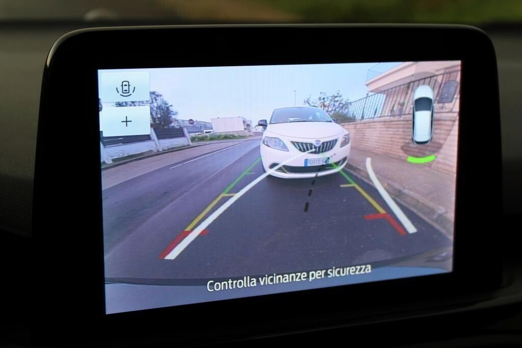 FORD Focus berlina ST-Line 1.5 dCi 120cv Aut. *LED