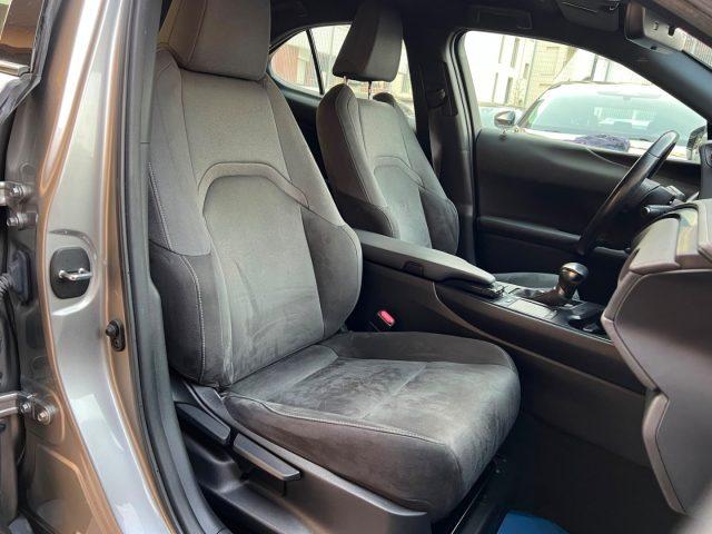 LEXUS UX 250h UX Hybrid Business