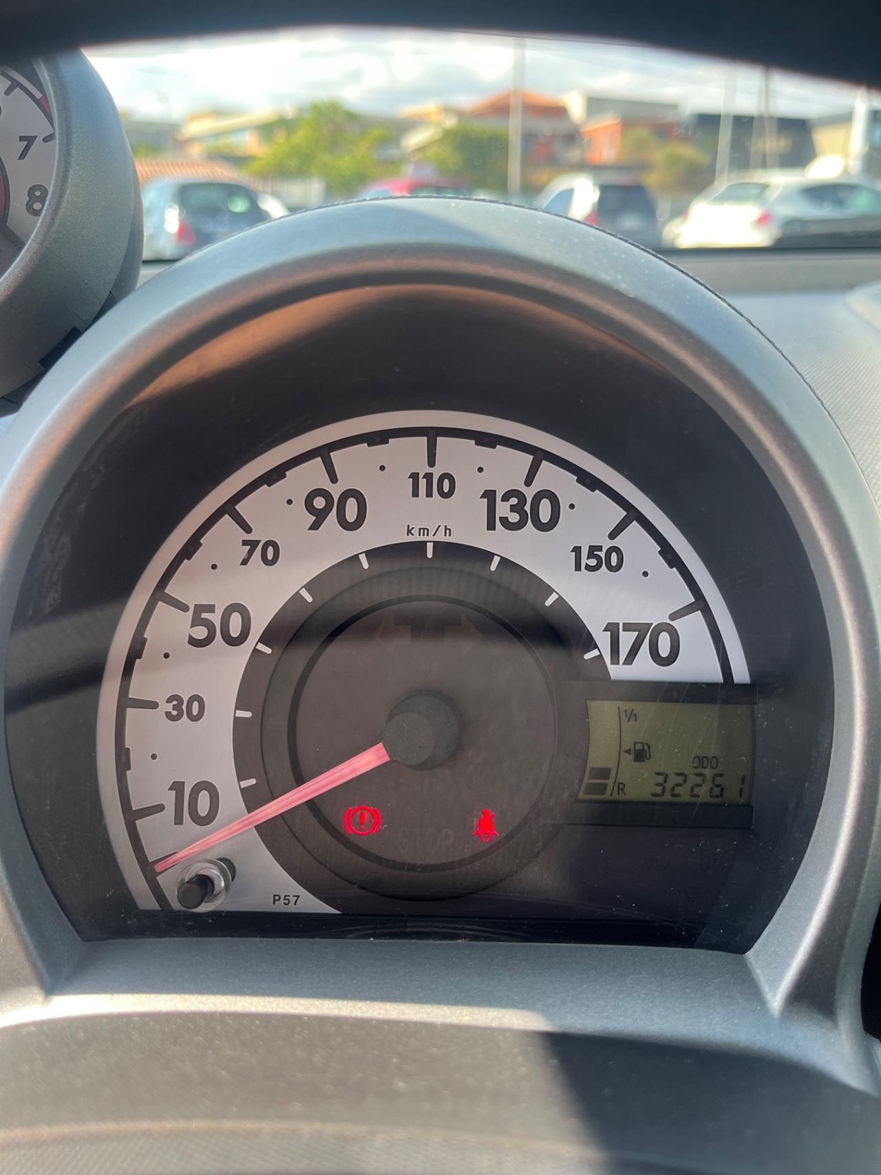 Peugeot 107 1.0 68CV 5p. Plaisir