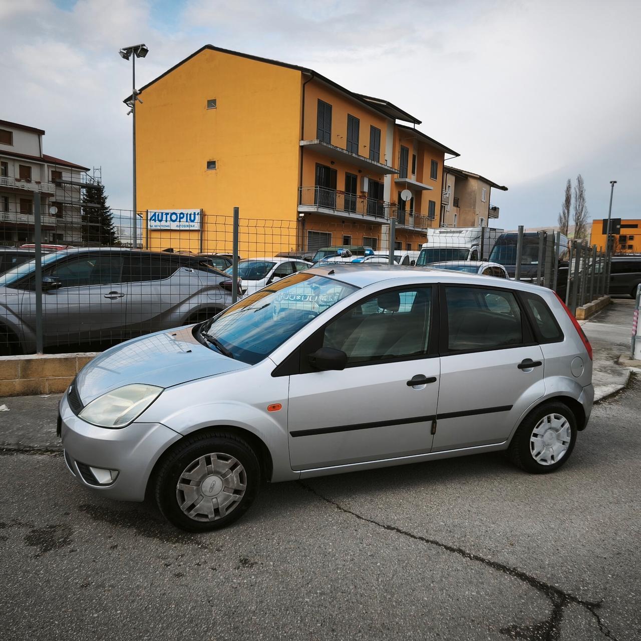 Ford Fiesta 1.4 TDCi 5p. Ghia