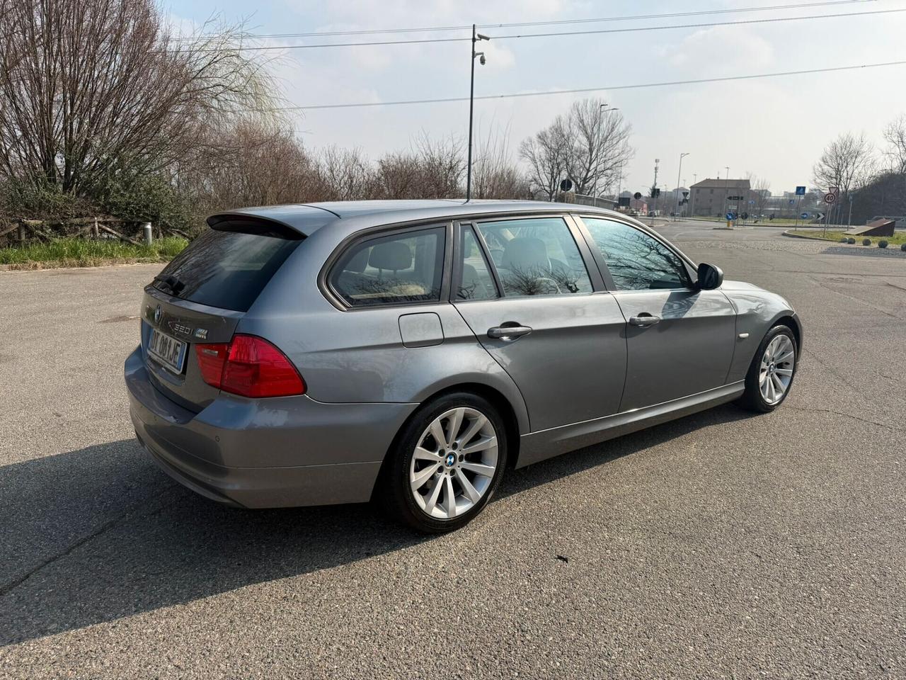 Bmw 320i Touring benzina