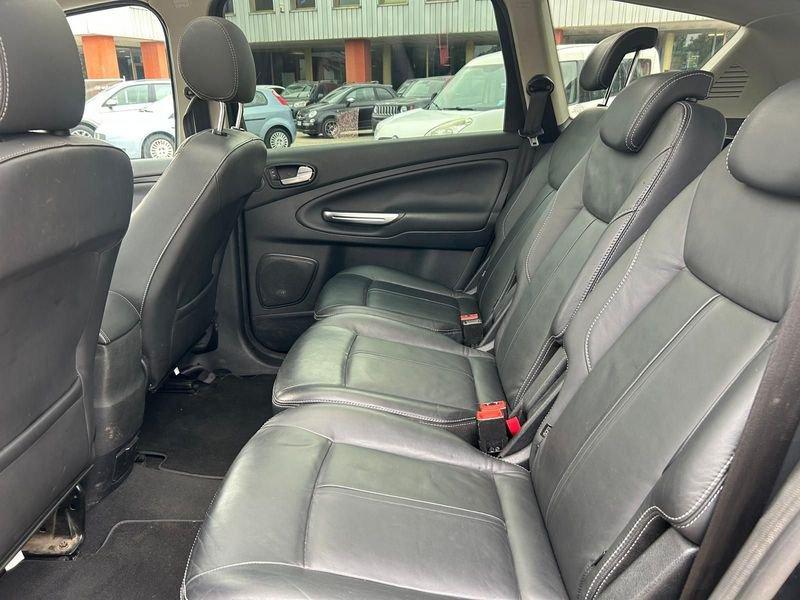 Ford S-Max 2.0 203 cv EcoBoost Titanium