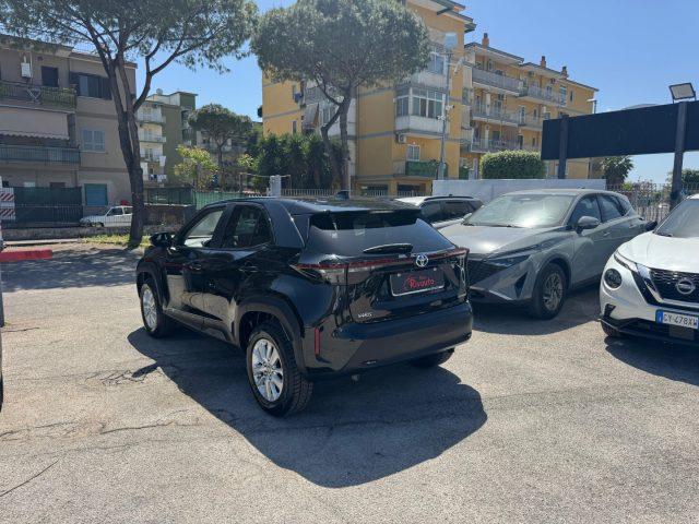 TOYOTA Yaris Cross 1.5 Hybrid 5p. E-CVT Business