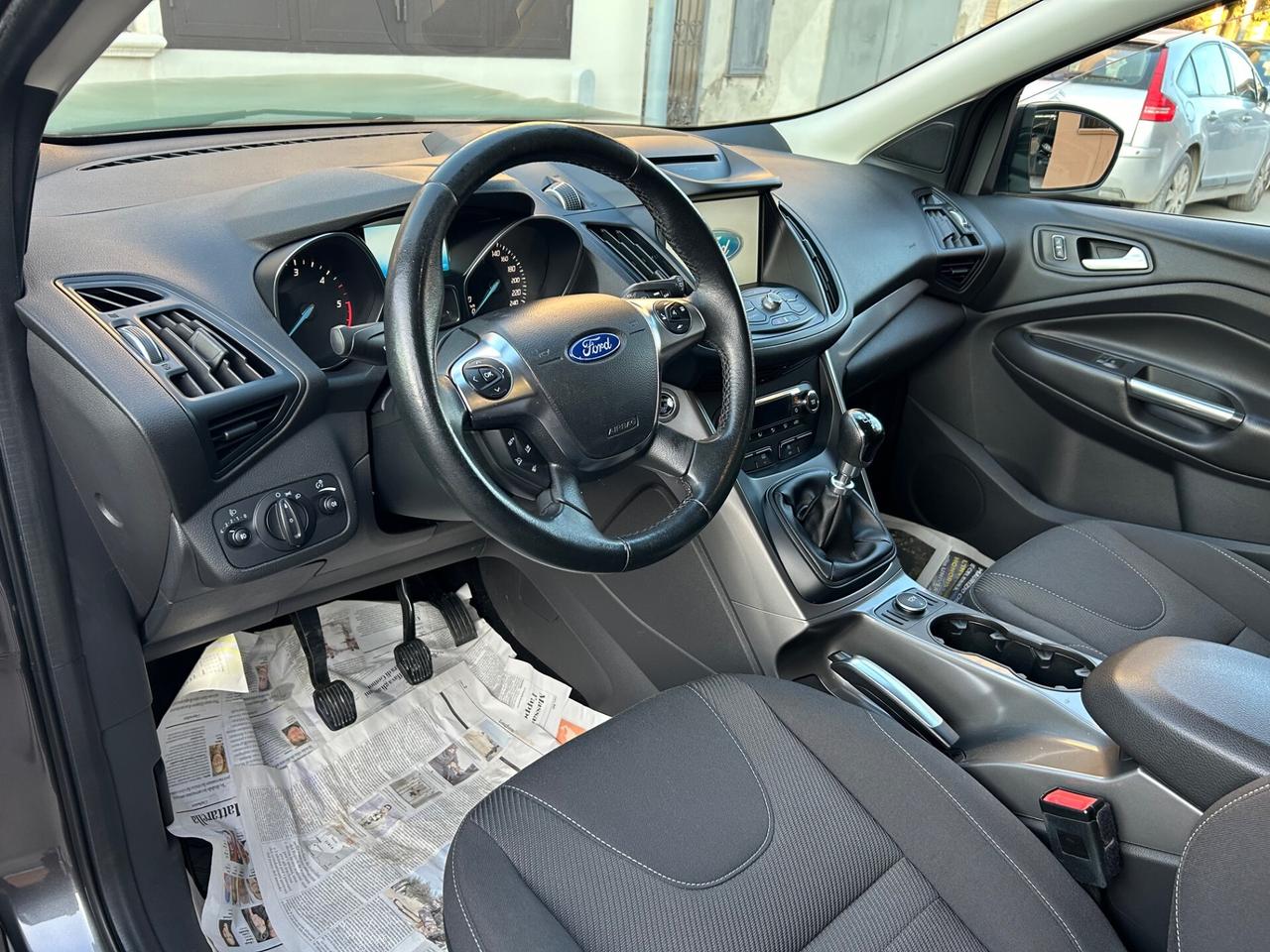 Ford Kuga 2.0 TDCI 120 CV S&S 2WD Titanium