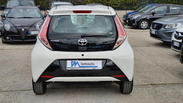 TOYOTA Aygo BUSINESS 1.0cc 71cv