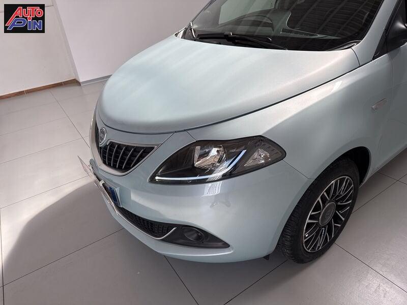 Lancia Ypsilon Ypsilon 1.0 FireFly 5 porte S&S Hybrid Platino