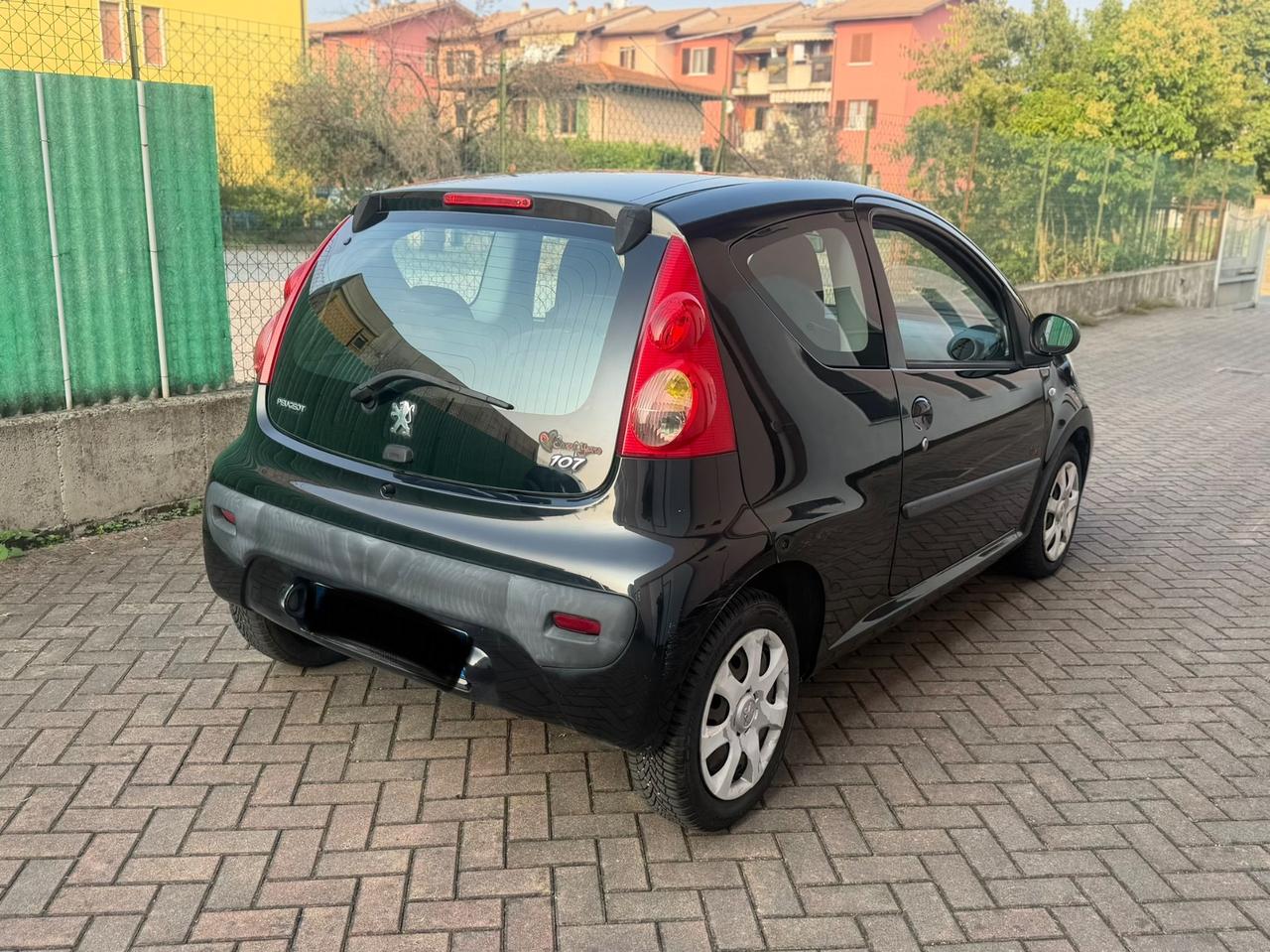 Peugeot 107 1.0 68CV 3p. Desir