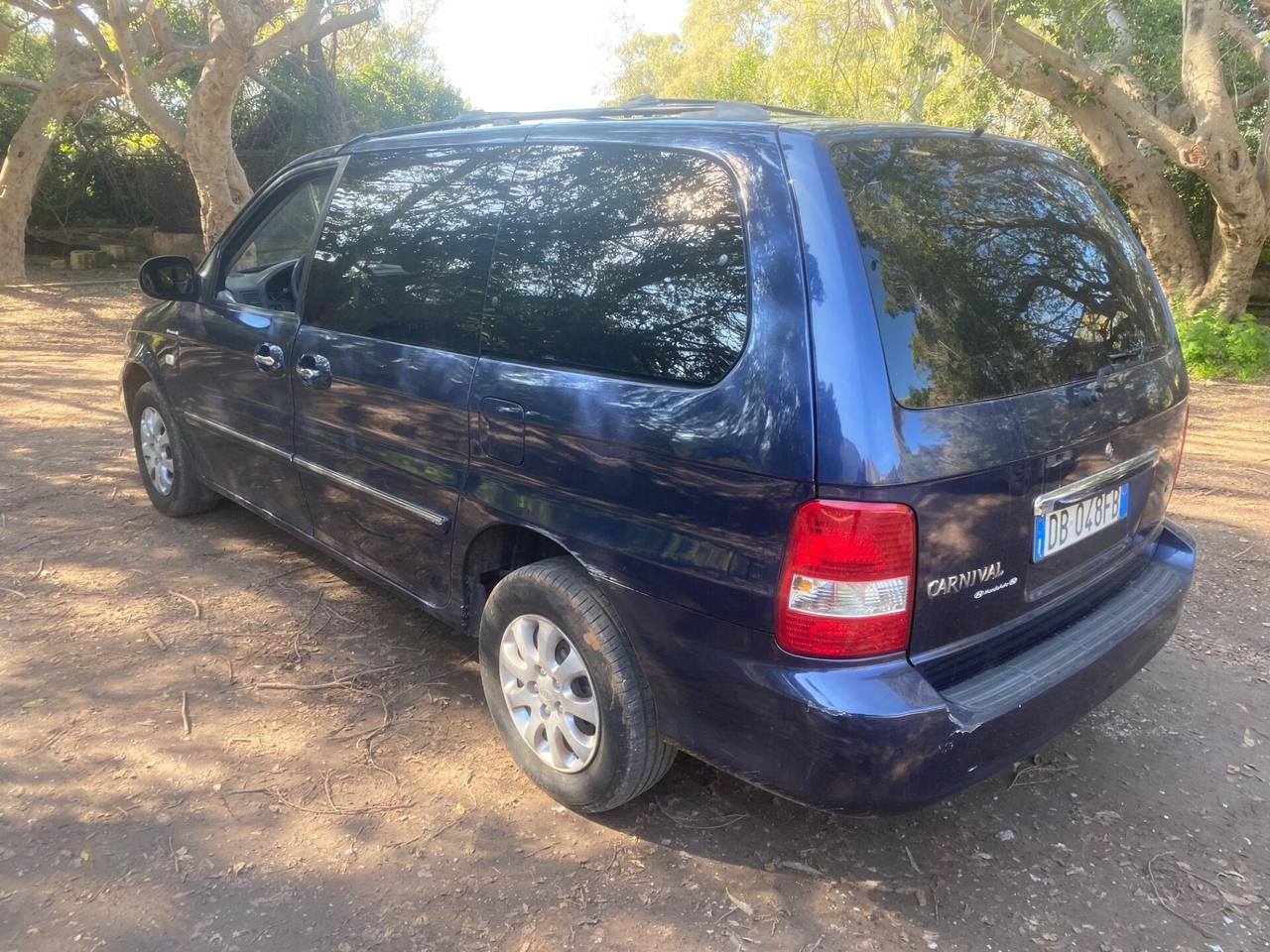 Kia Carnival 2.9 16V CRDi cat Family