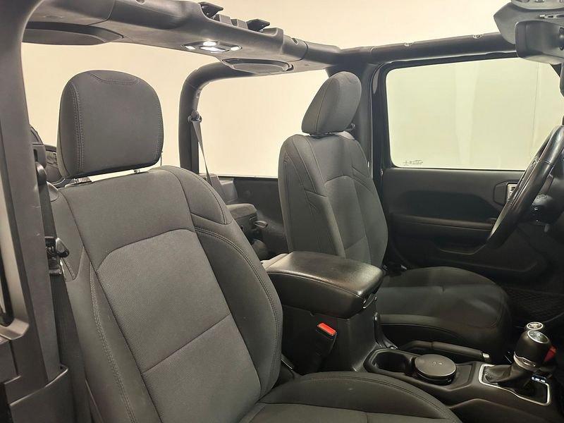 Jeep Wrangler Wrangler 2.2 Mjt II Sahara aut. | HARD TOP