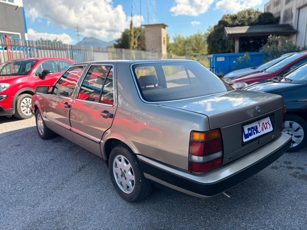Lancia Thema 2.0 i.e.