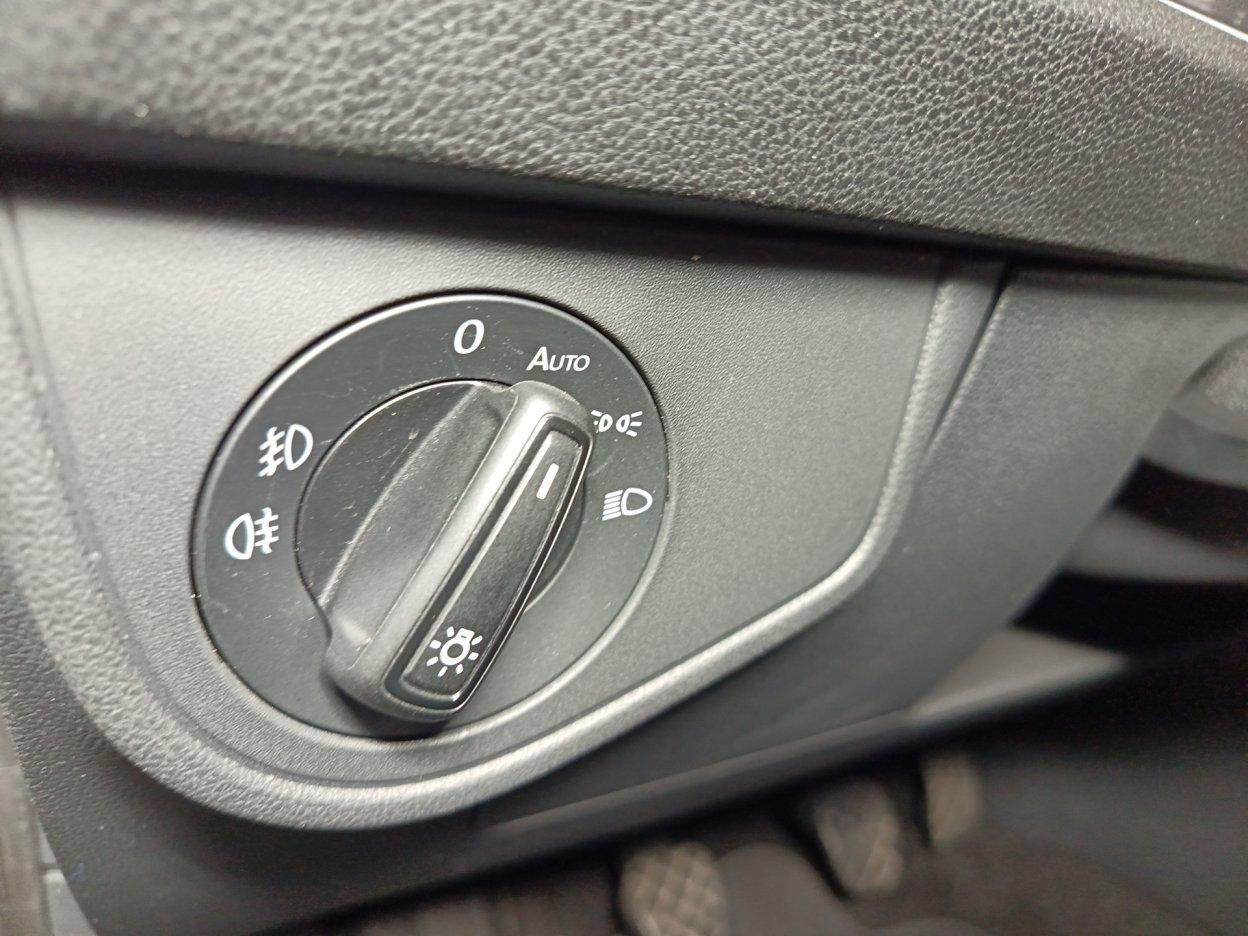 VOLKSWAGEN Polo 6ª serie - Polo 1.0 TSI Style