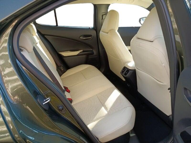 Lexus UX UX Hybrid Premium