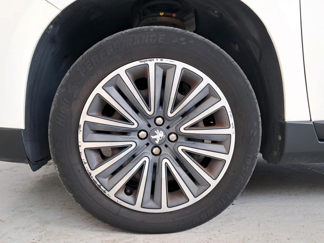 Peugeot 2008 1.4 HDi 68CV Active