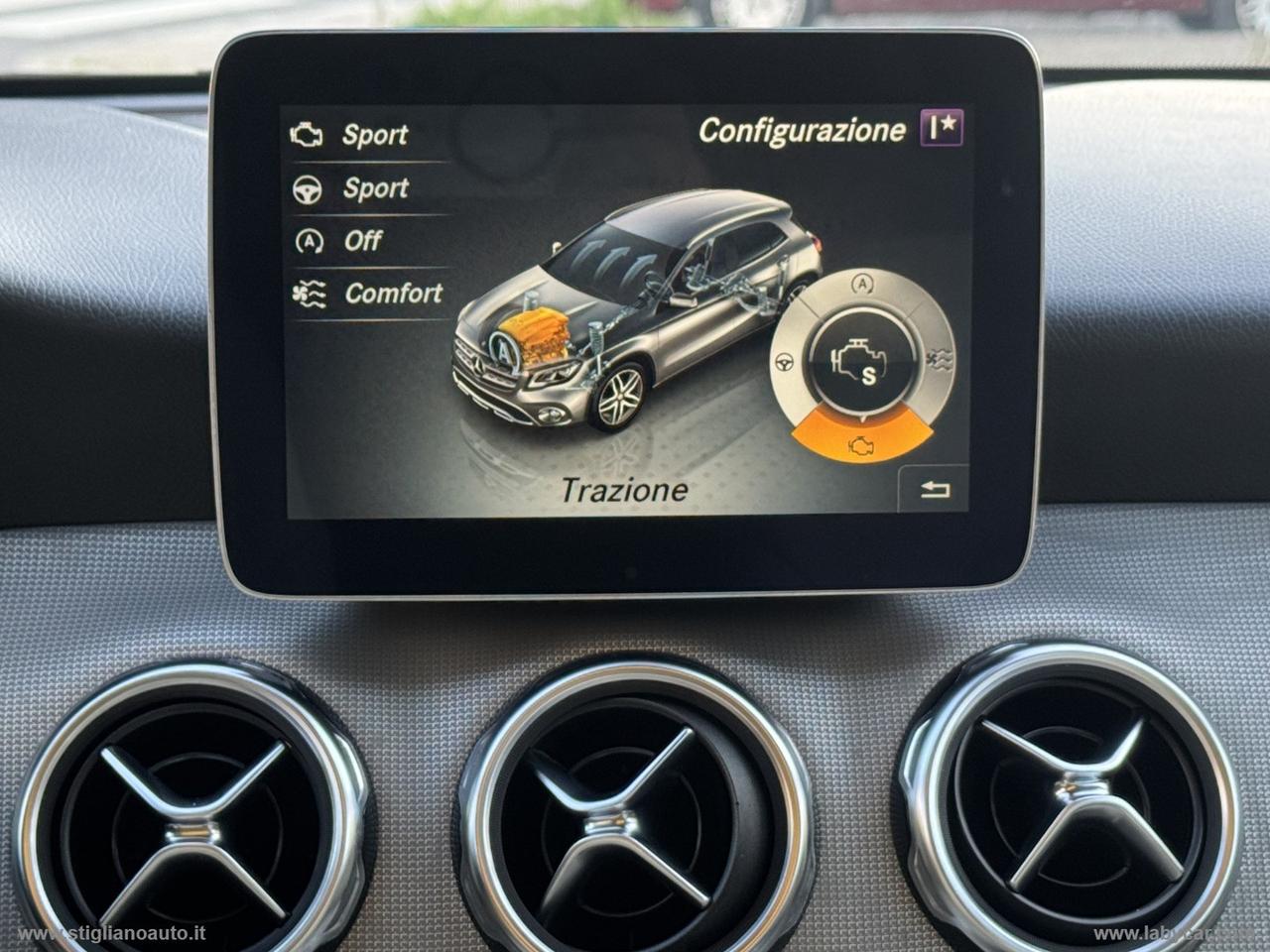 MERCEDES-BENZ GLA 200 d Automatic Sport TETTO PELLE TELEC POST