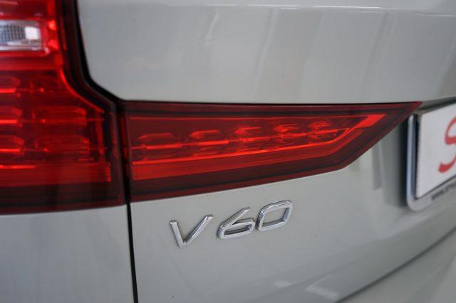 VOLVO V60 D3 Momentum Business Uniprop. Ufficiale Italia