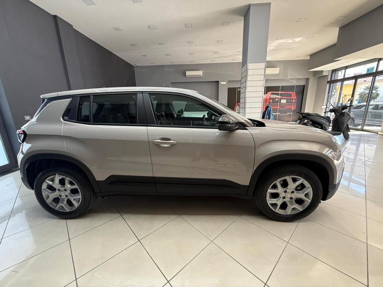 Jeep Avenger 1.2 Turbo 100 CV Summit