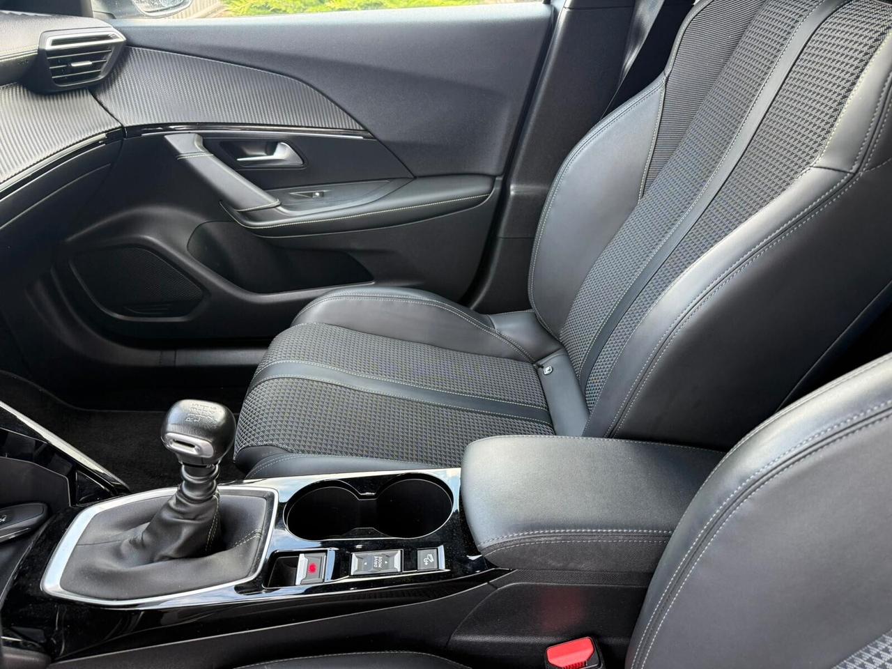 Peugeot 2008 BlueHDi 100 S&S GT Line