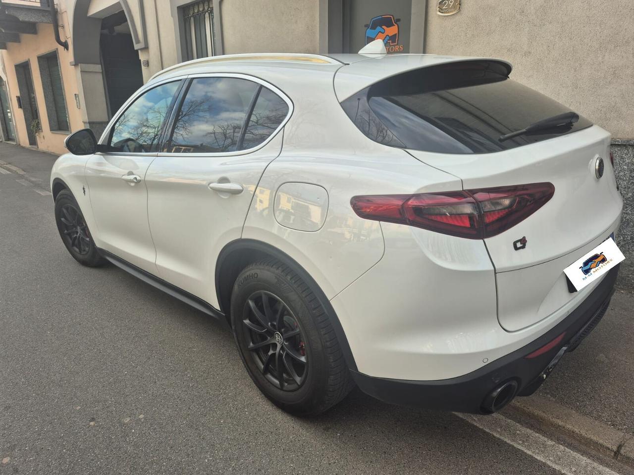 Alfa Romeo Stelvio 2.2 Turbodiesel 180 CV AT8 RWD Business