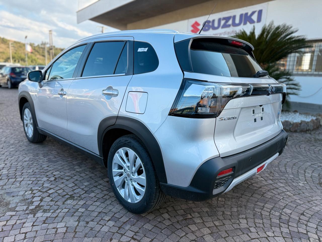 Suzuki S-Cross 1.4 Hybrid Top
