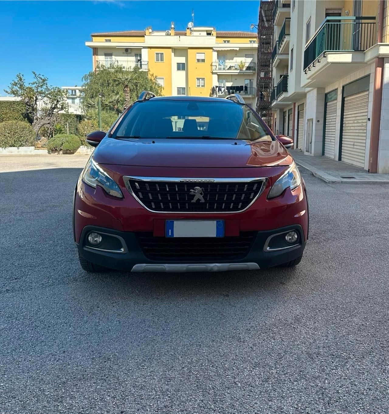 Peugeot 2008 BlueHDi 120 EAT6 S&S Allure