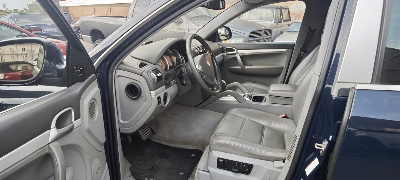 Porsche Cayenne 4.5 cat Turbo