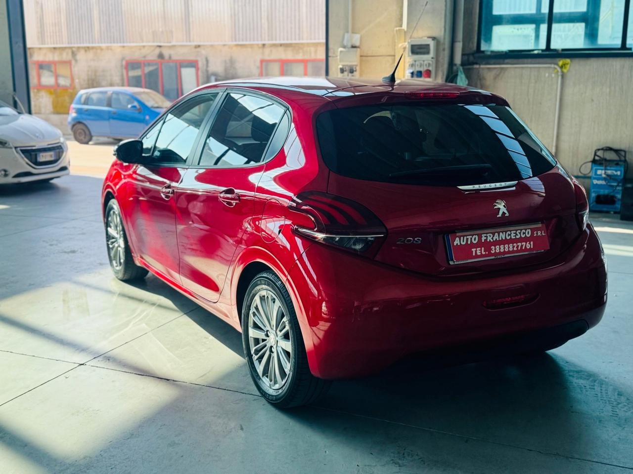 Peugeot 208 PureTech 82 5 porte Allure