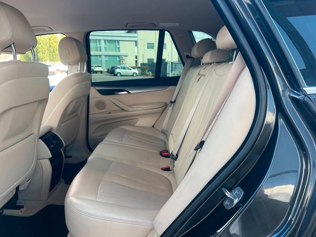BMW X5 Xdrive30d Luxury 258cv auto