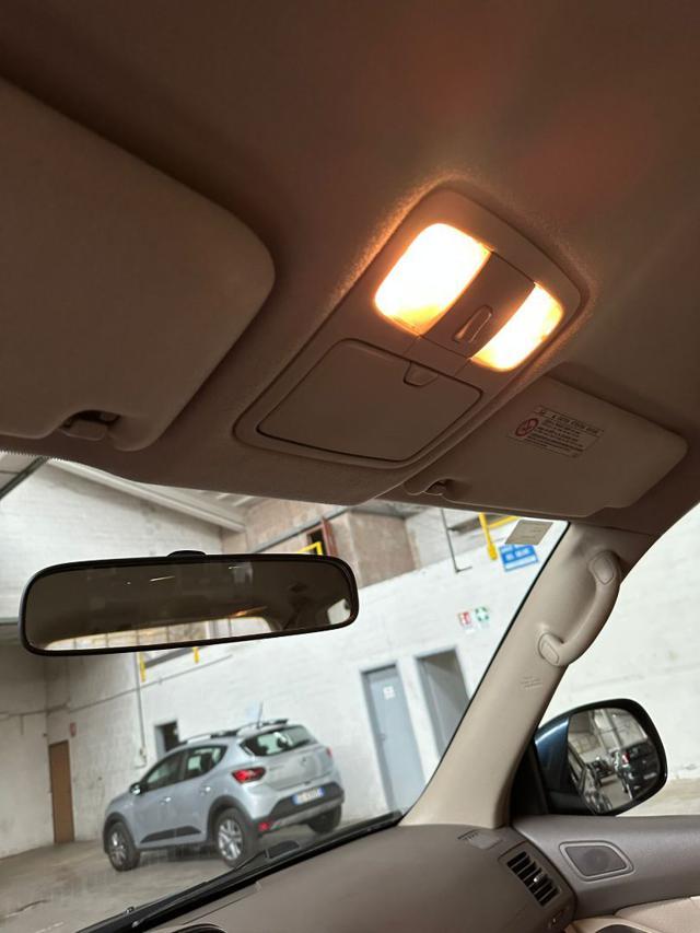 TOYOTA Land Cruiser 3.0 D-4D 16V cat 5 porte Sol 7 posti