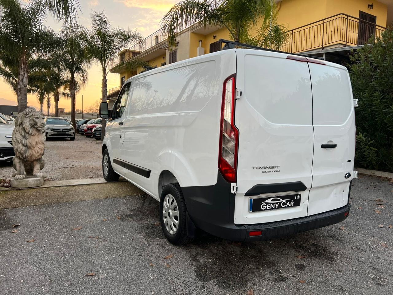 Ford Transit Custom 270 2.2 TDCi PC Furgone