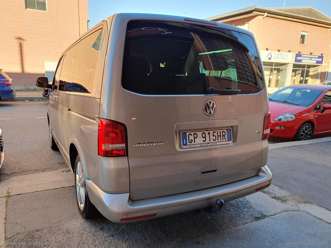 Multivan 2.0 BiTDI 180CV DSG 7 POSTI