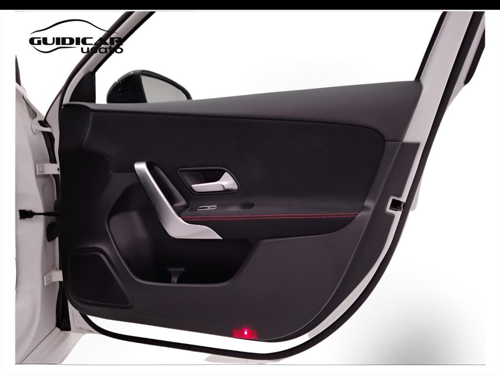 Mercedes-Benz Classe A - W177 2018 - A 180 d Premium auto