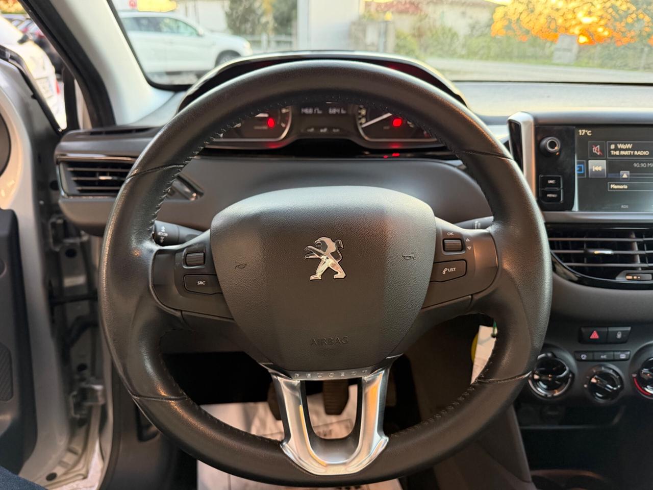 Peugeot 208 1.2 Benzina Neopatentati