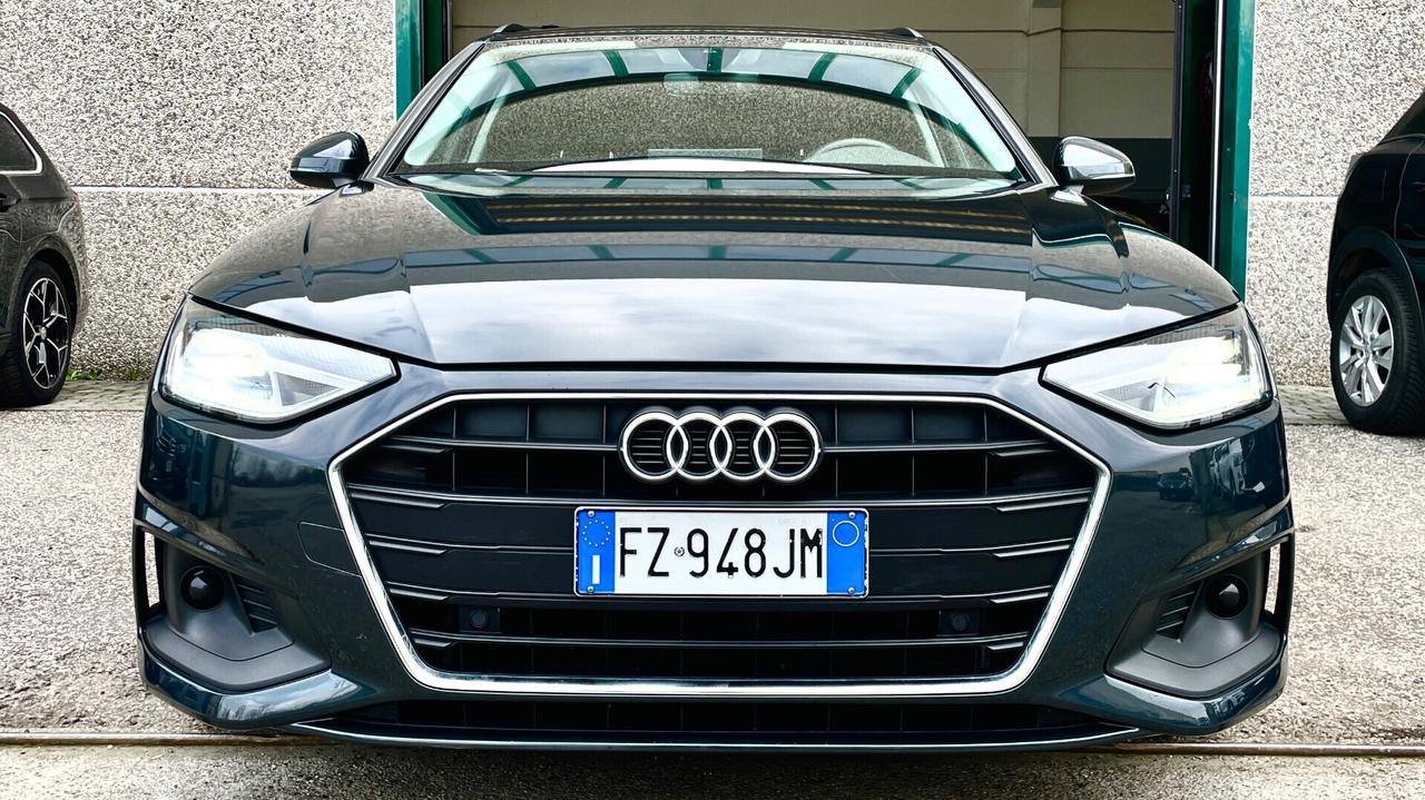 Audi A4 AUDI A4 AVANT 35 TDI S-TRONIC 163CV