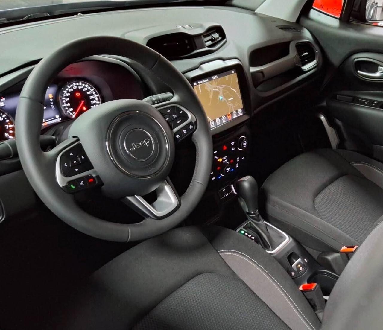 Jeep Renegade 1.5 T4 MHEV Fari full led