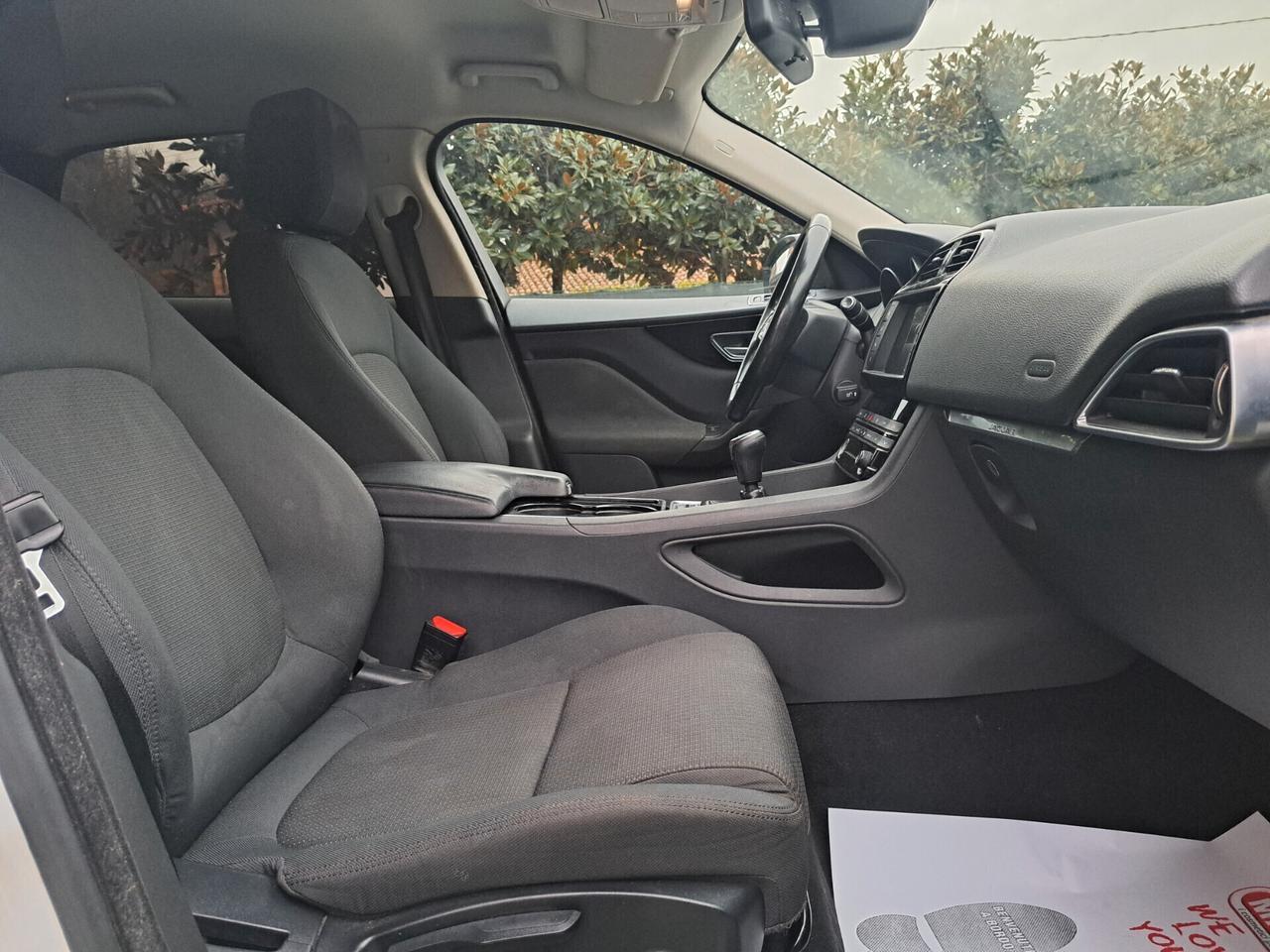 Jaguar F-Pace 2.0 D 163 CV Portfolio