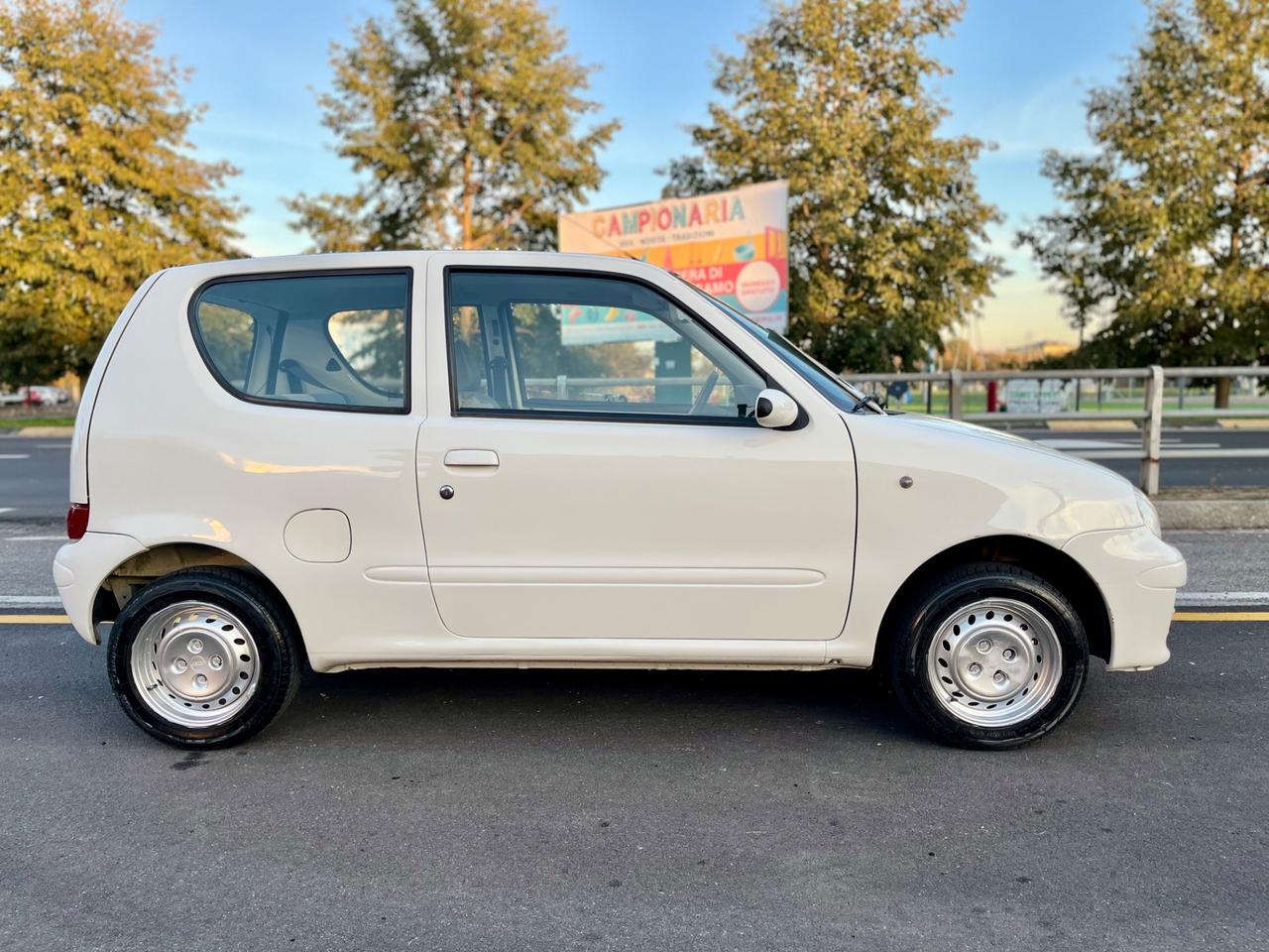Fiat 600 1.1 50th Anniversary