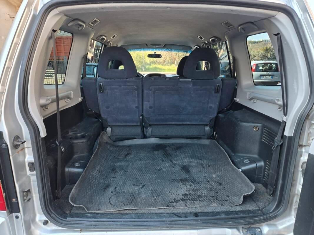 Mitsubishi Pajero Pajero 3.2 tdi 16v di-d GLS-2 wagon auto