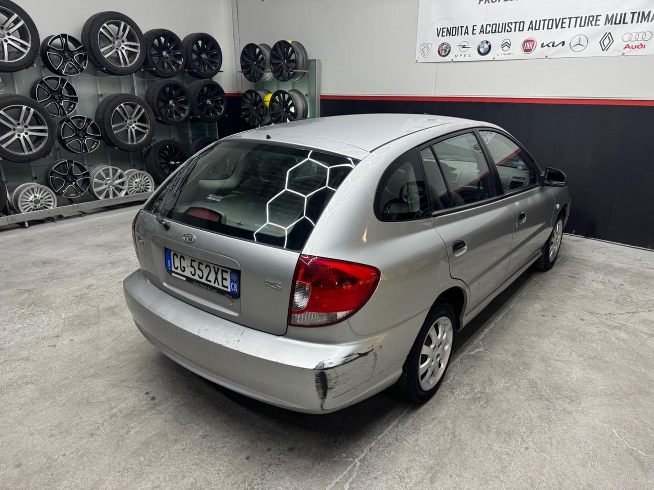 Kia Rio 1.3i RS 5porte ADATTA NEOPATENTATI