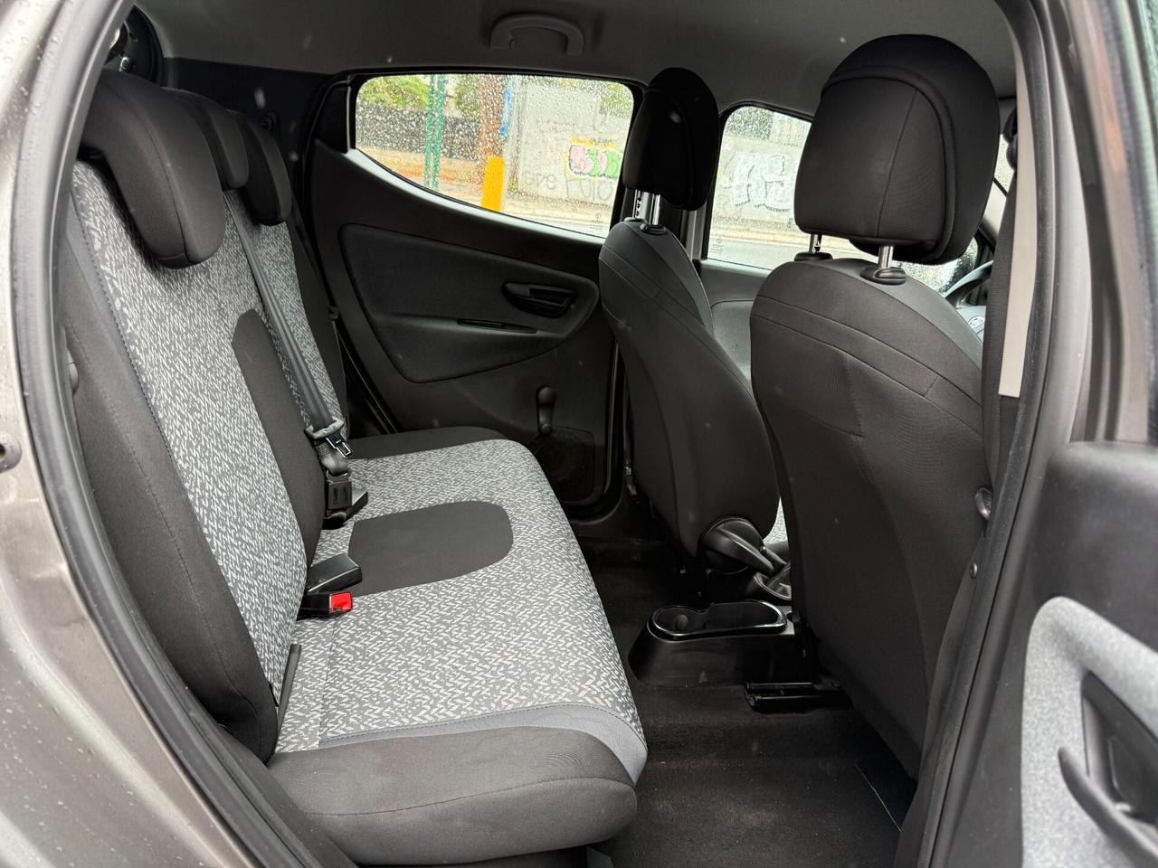 Lancia Ypsilon 1.0 FireFly 5 porte S&S Hybrid Ecochic Gold