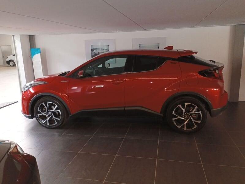 Toyota C-HR 1.8 Hybrid E-CVT Trend